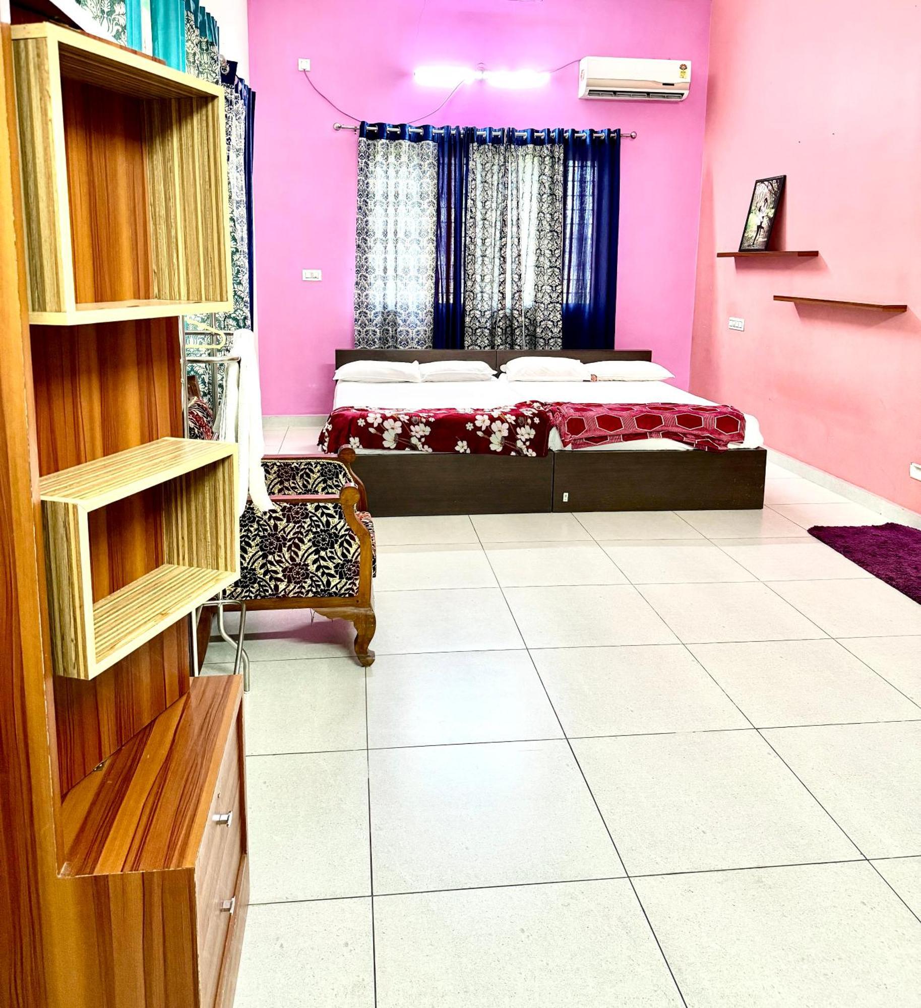 Thottungal Homestay Nedumbassery Exteriör bild