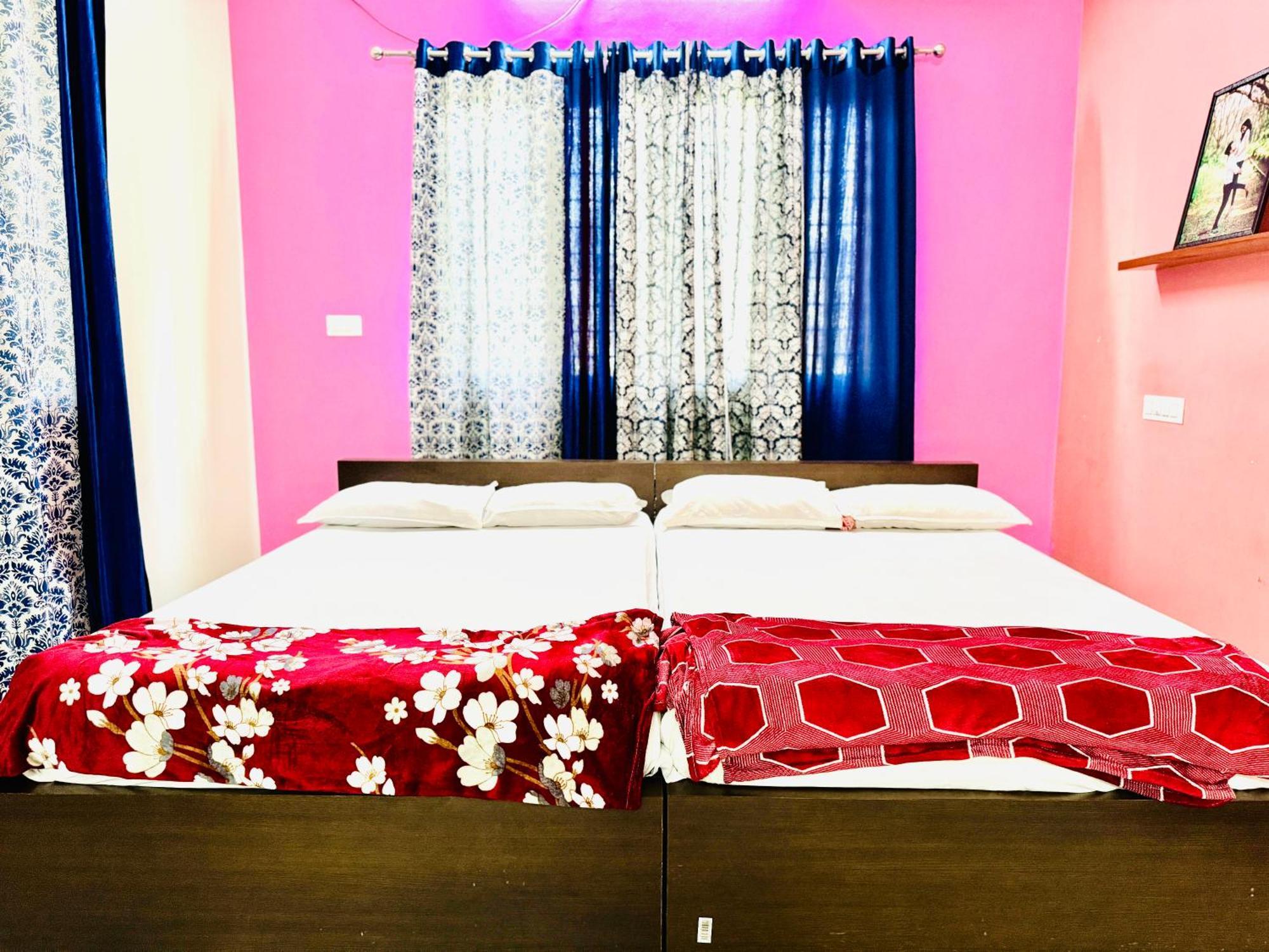 Thottungal Homestay Nedumbassery Exteriör bild