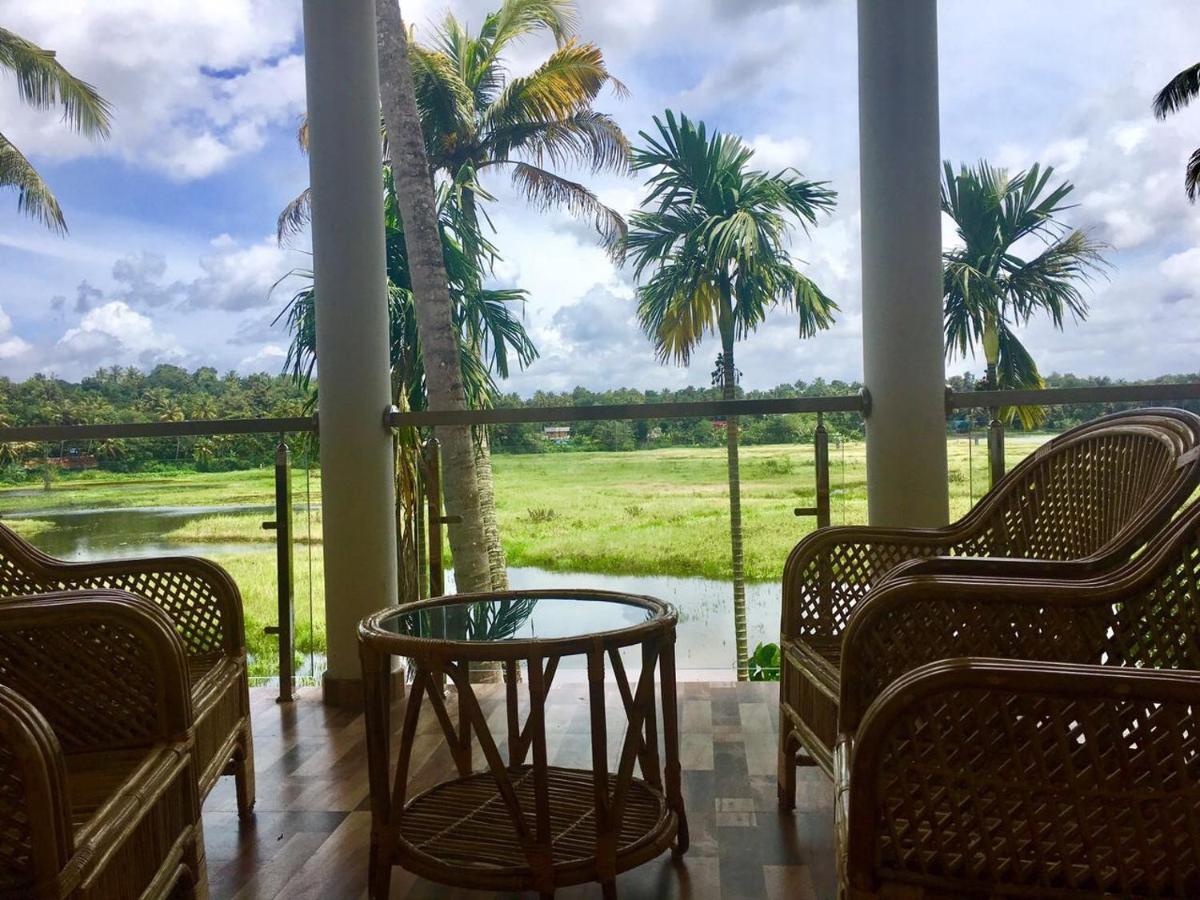 Thottungal Homestay Nedumbassery Exteriör bild